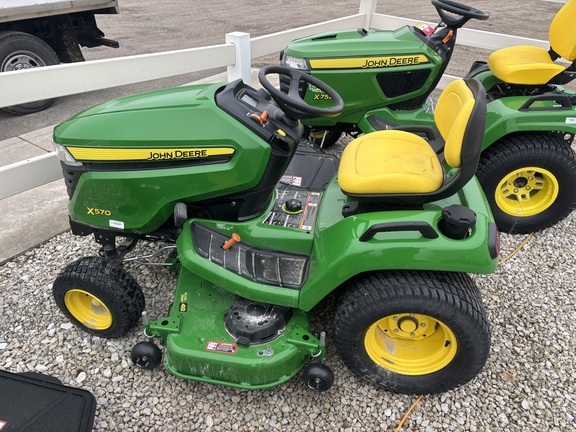 2024 John Deere X570 in Findlay, OH