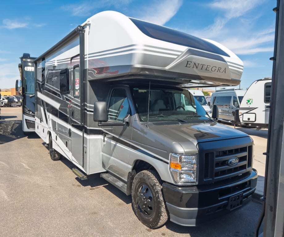 2027 Entegera ODYSSEY 24B-EST-FBP in mesa AZ