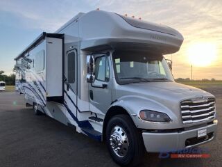 2027 RENEGADE VALENCIA 39FW