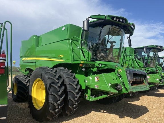2024 John Deere S780 in Somerville, TN