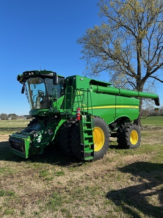 2023 John Deere S780 in Martin, TN