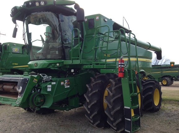2023 John Deere S790 in Paragould, AR