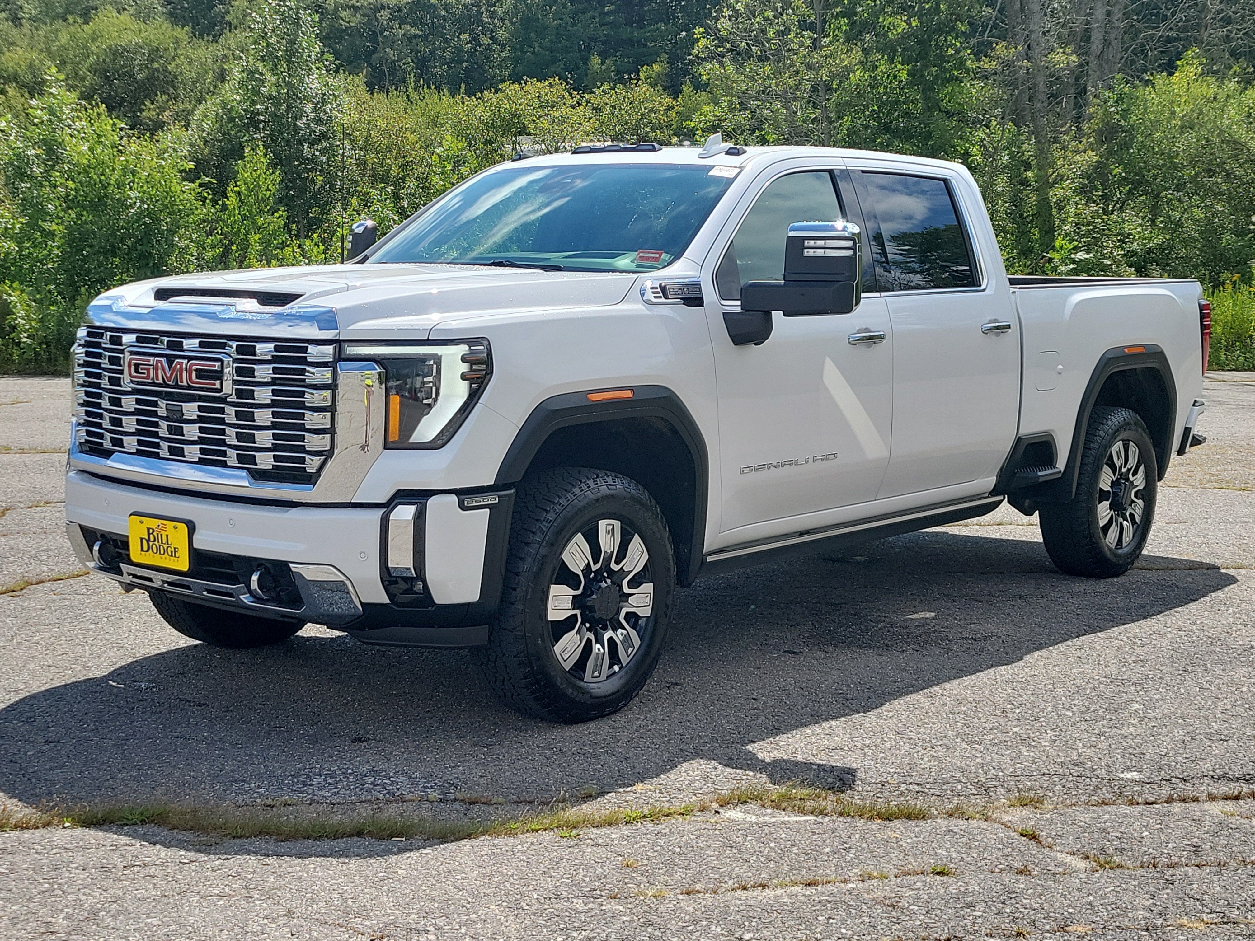 2024 GMC SIERRA in Westbrook, ME