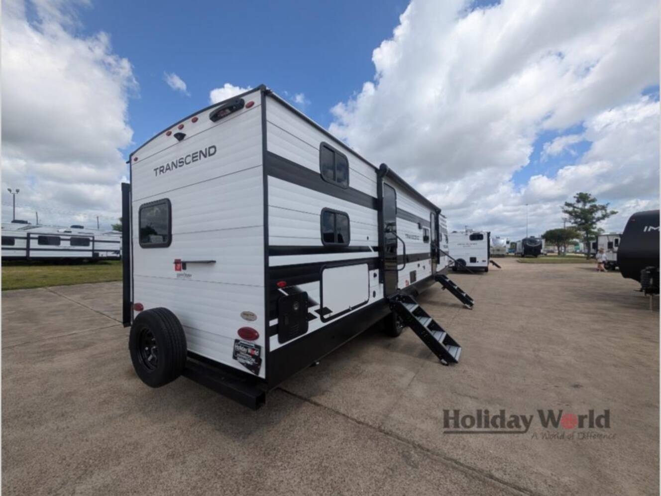 A photo of this 2027 Grand Design Transcend 325BHT