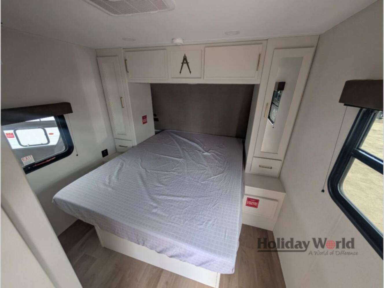 A photo of this 2027 Grand Design Transcend 325BHT