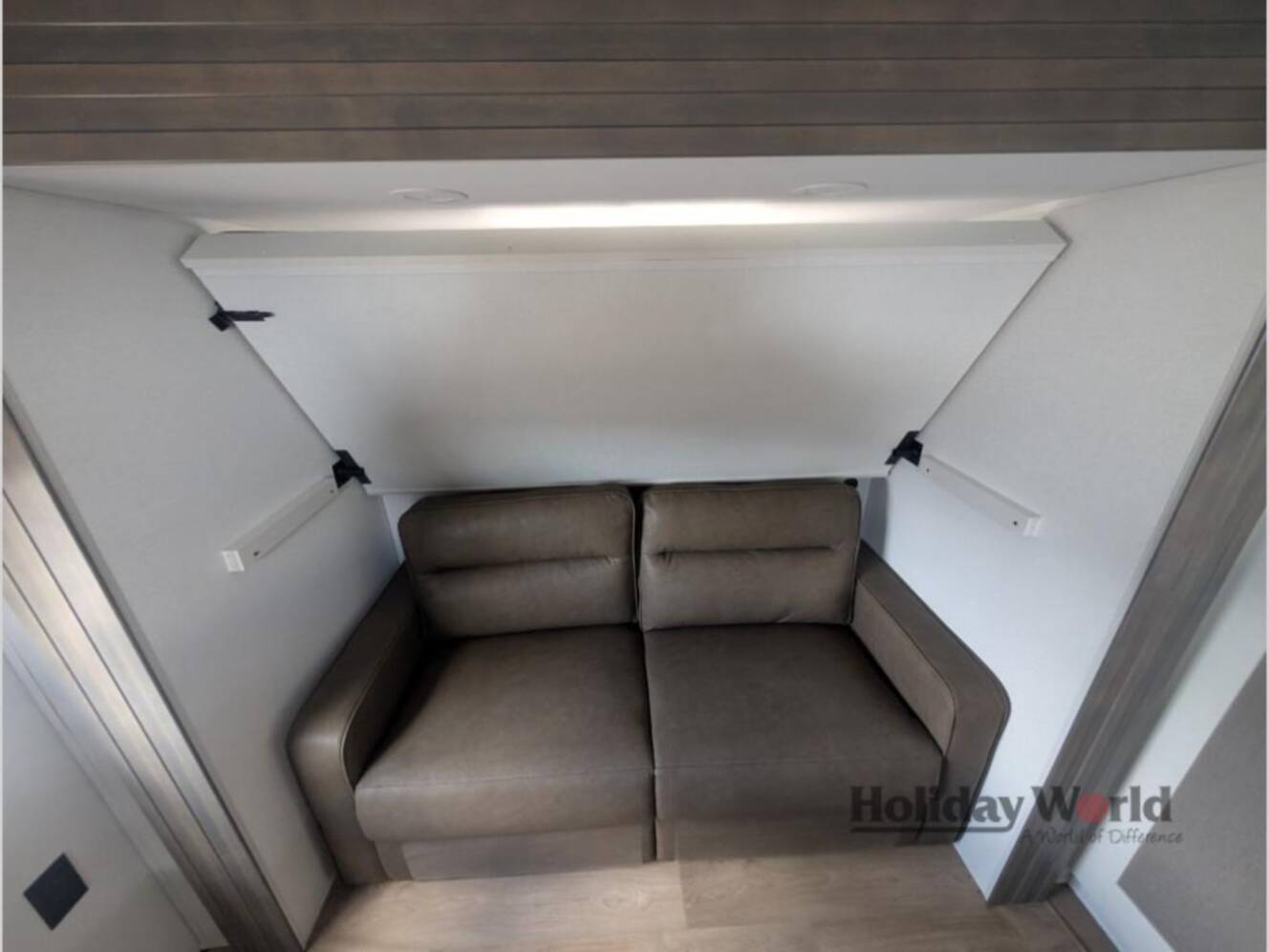 A photo of this 2027 Grand Design Transcend 325BHT
