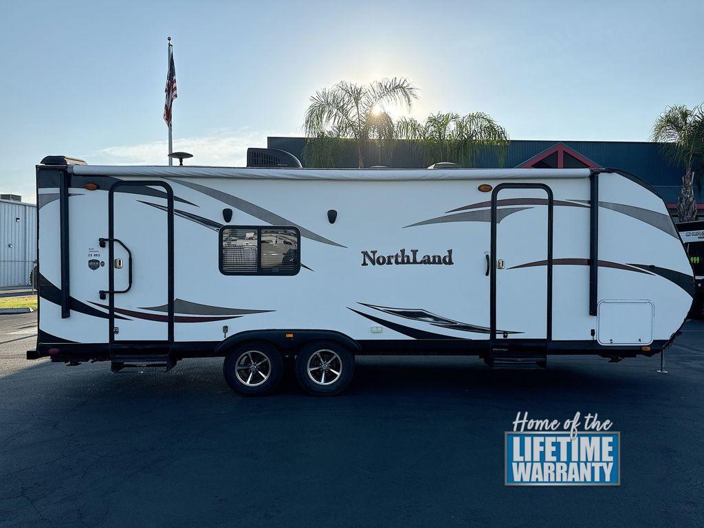 2016 Pacific Coachworks NORTHLAND 25RKS in bakersfield CA