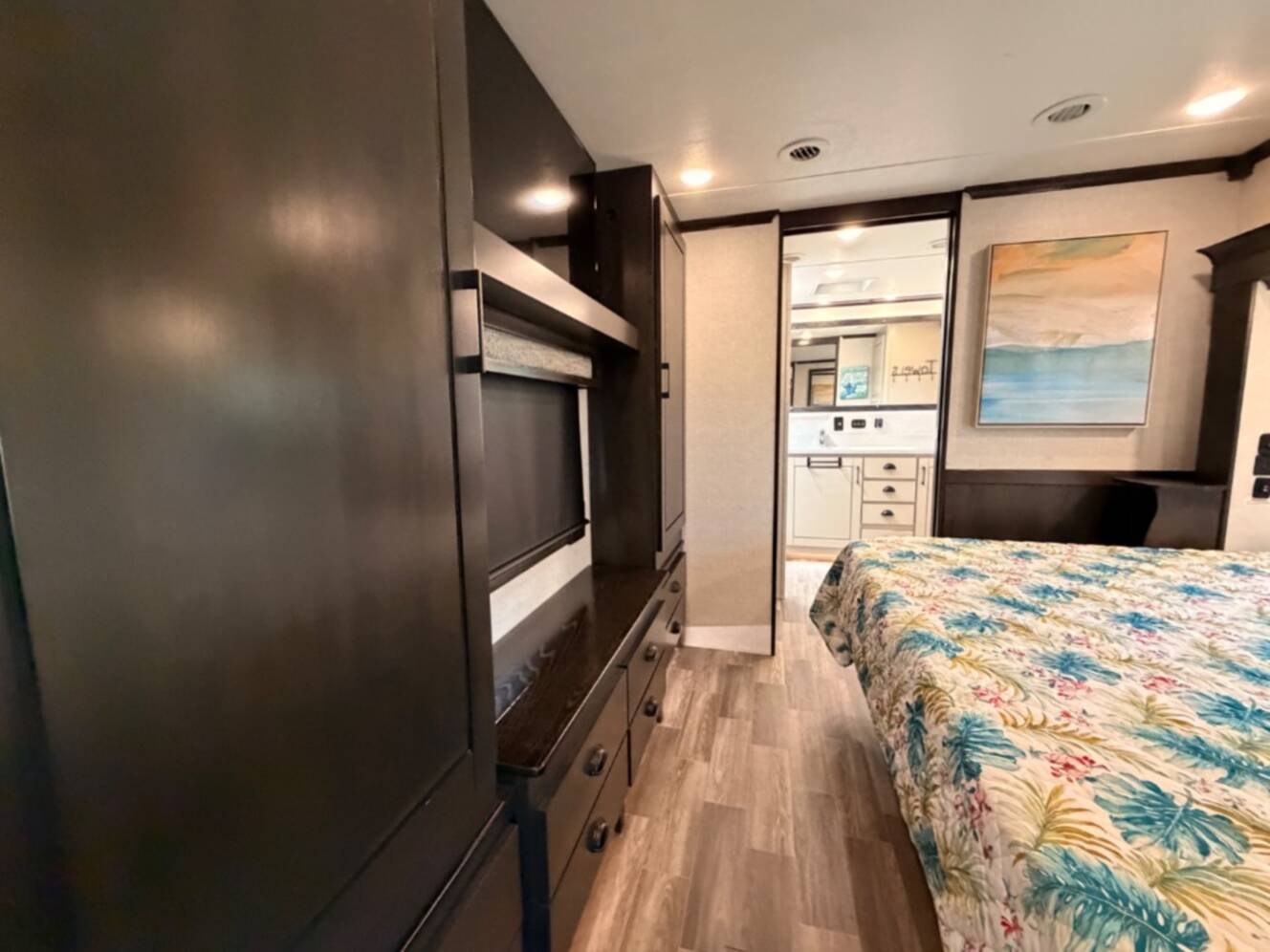 A photo of this 2020 Redwood Rv Redwood 3981FK