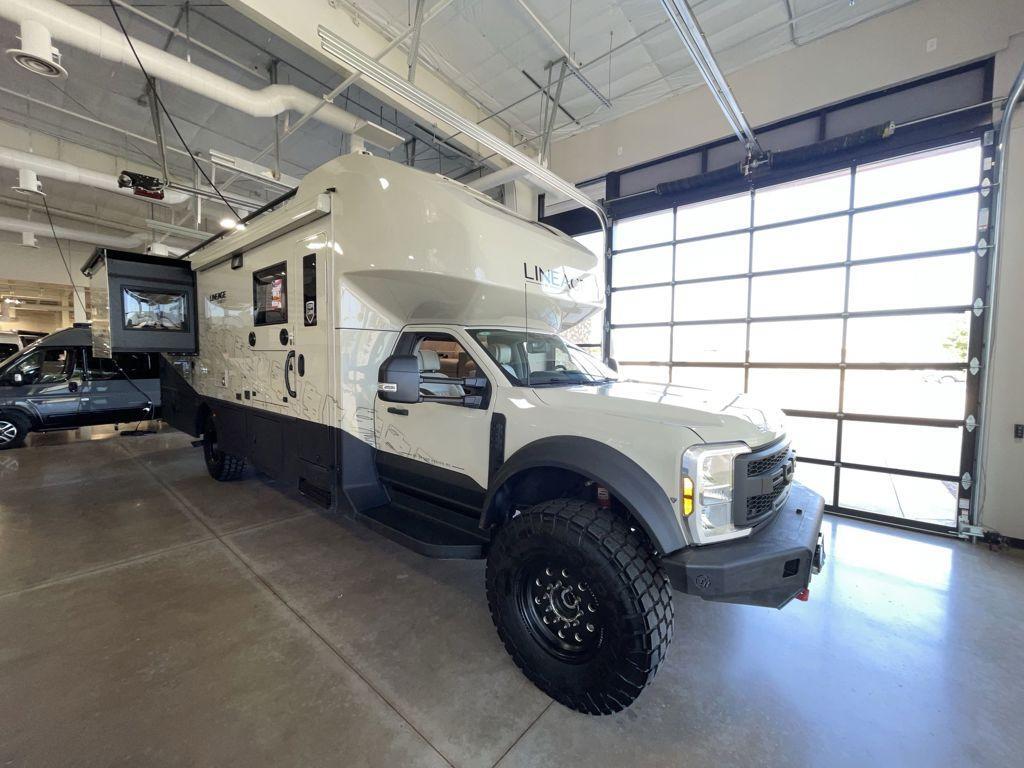 2026 Grand Design Lineage Series F 31ZW in sanger TX