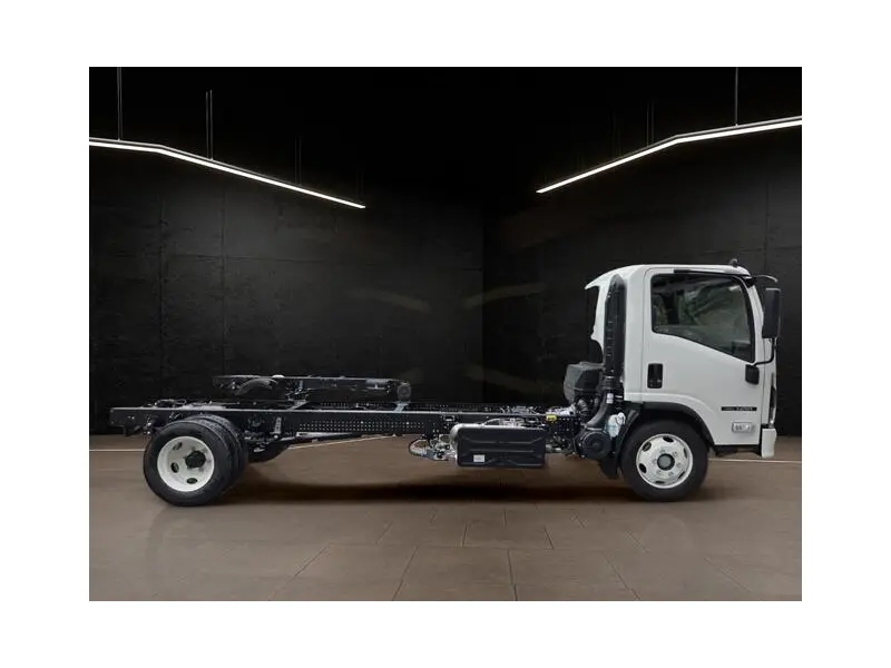 2027 ISUZU NRR