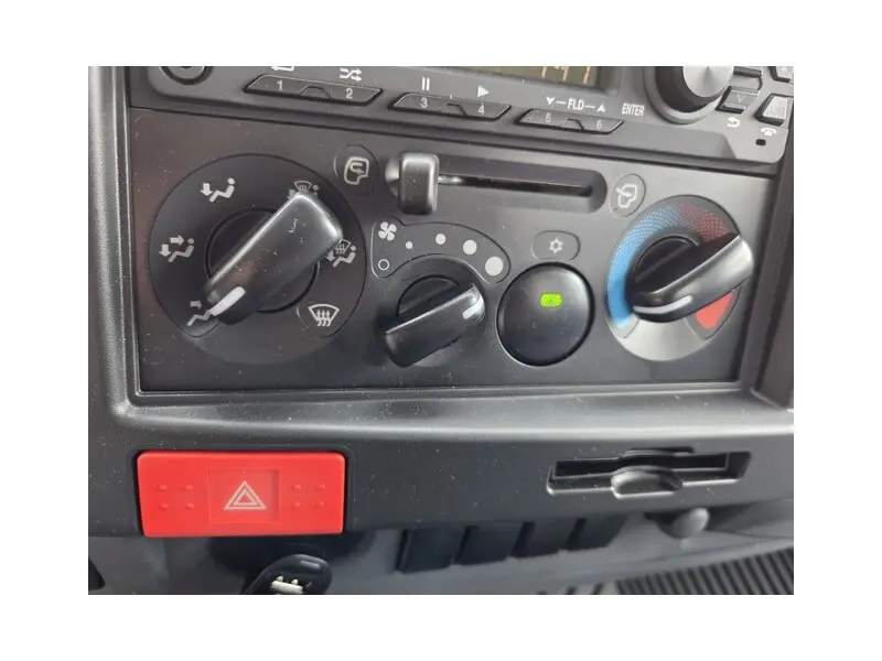 2027 ISUZU NPR HD