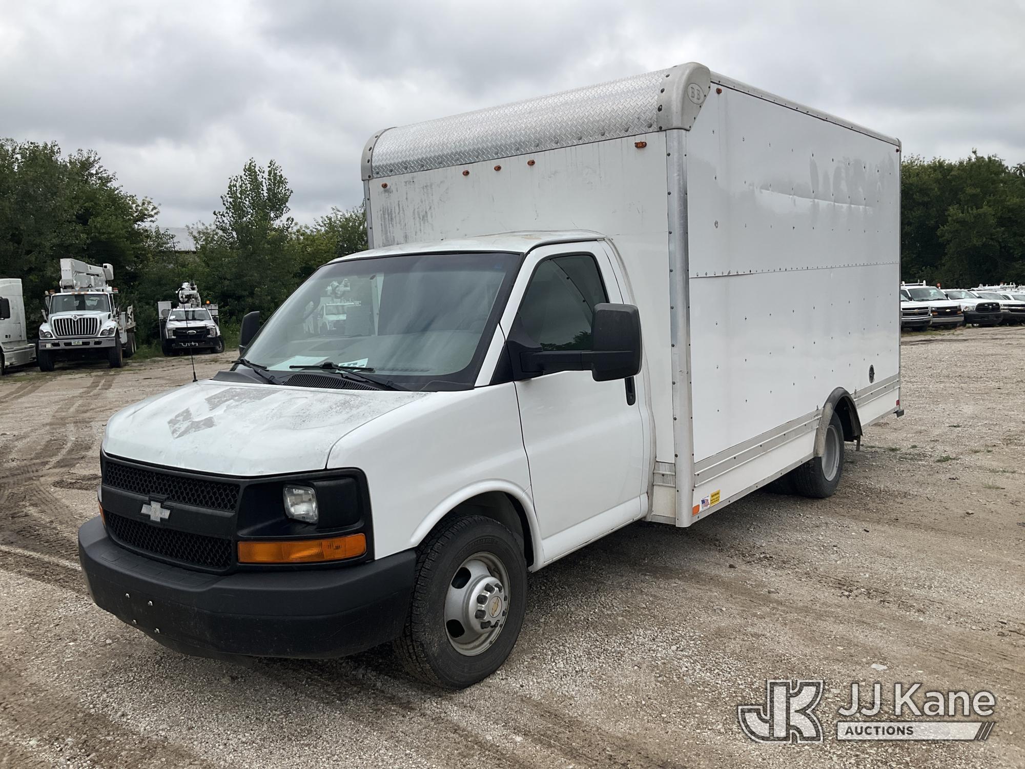 2016 CHEVROLET Express G3500 in Des Moines, IA
