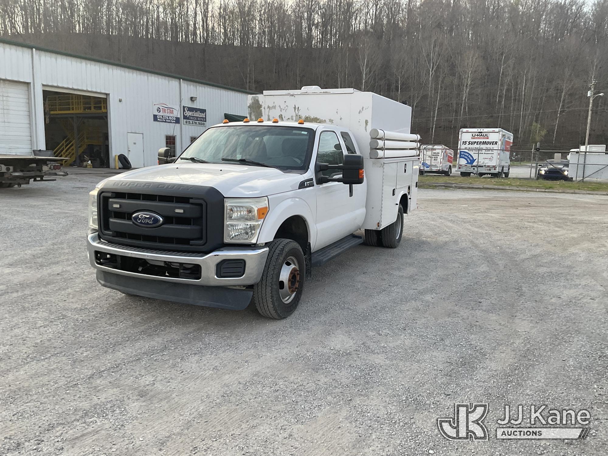 2015 Ford F350 4x4 in Kingston Springs, TN