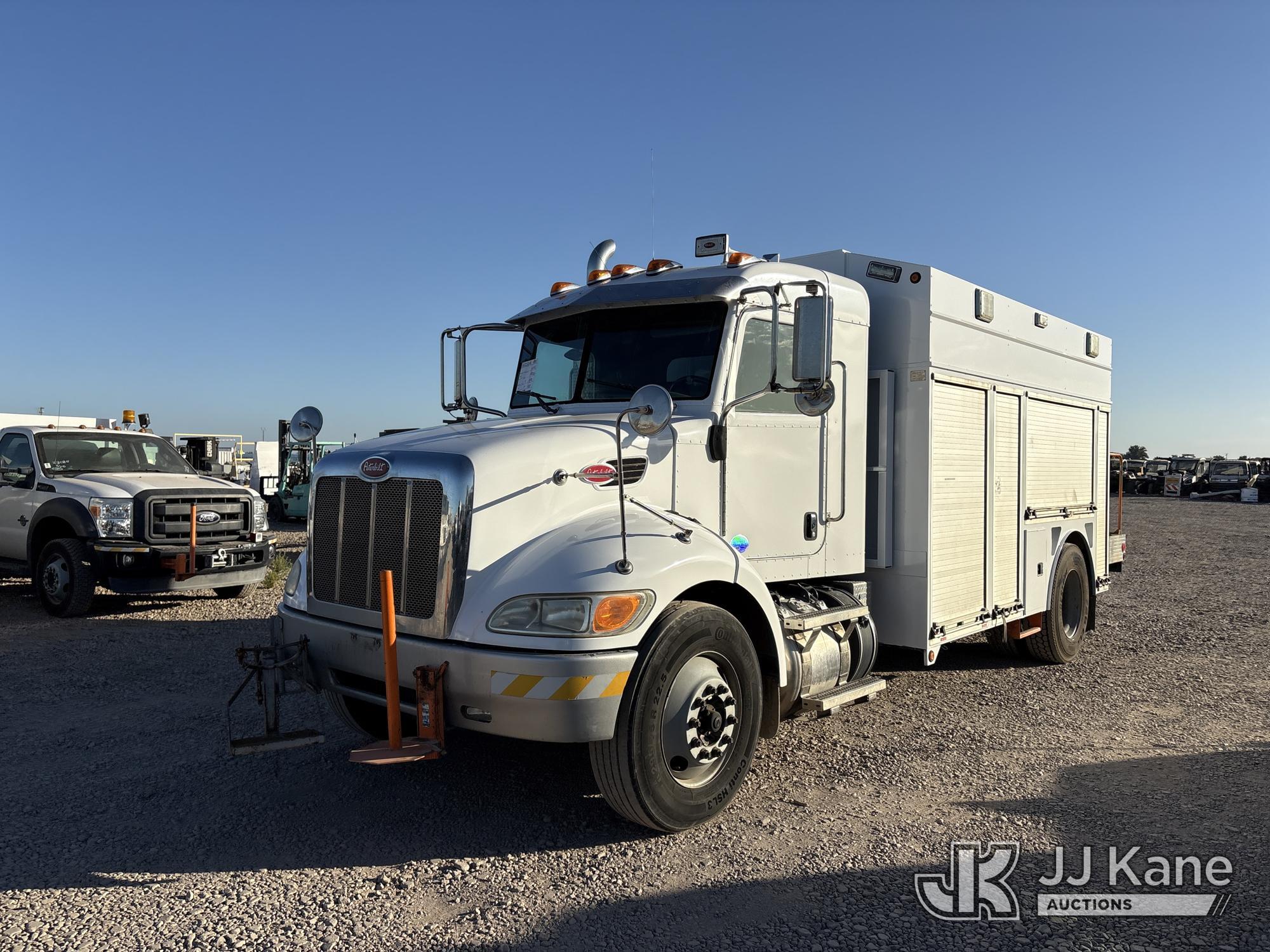 2013 PETERBILT 337 in Dixon, CA