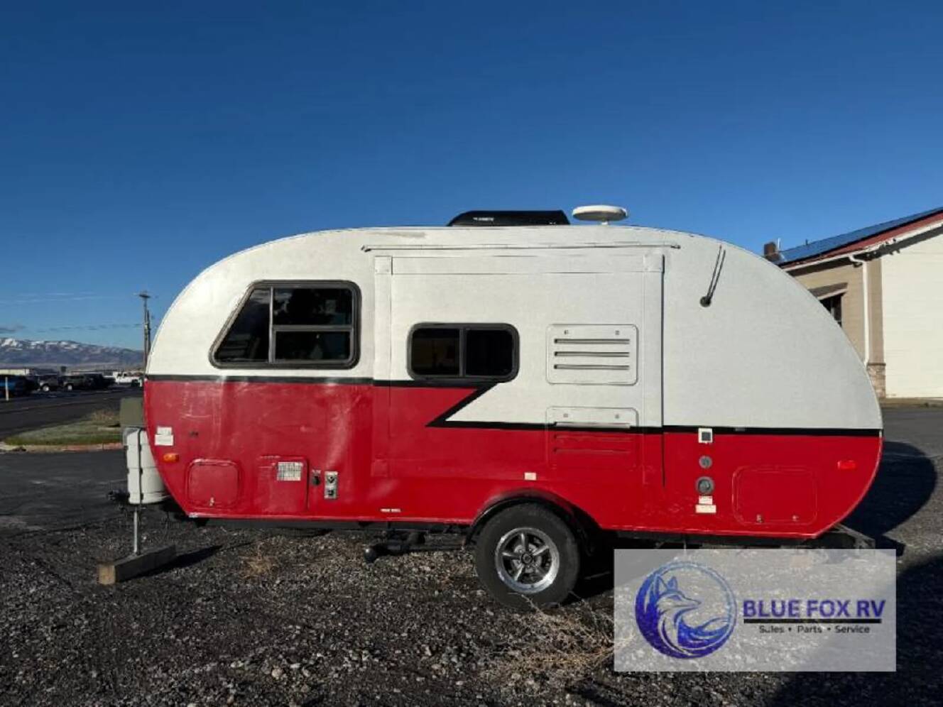 A photo of this 2011 Heartland MPG 183T