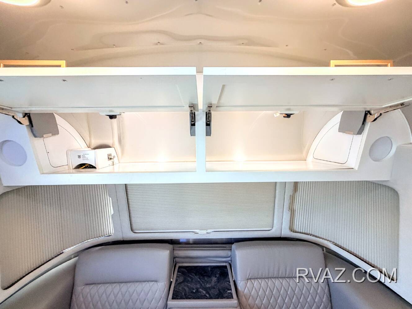 A photo of this 2021 Airstream Classic 30RBT