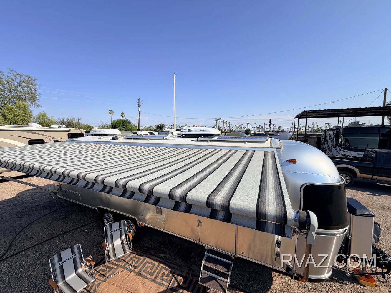 A photo of this 2021 Airstream Classic 30RBT