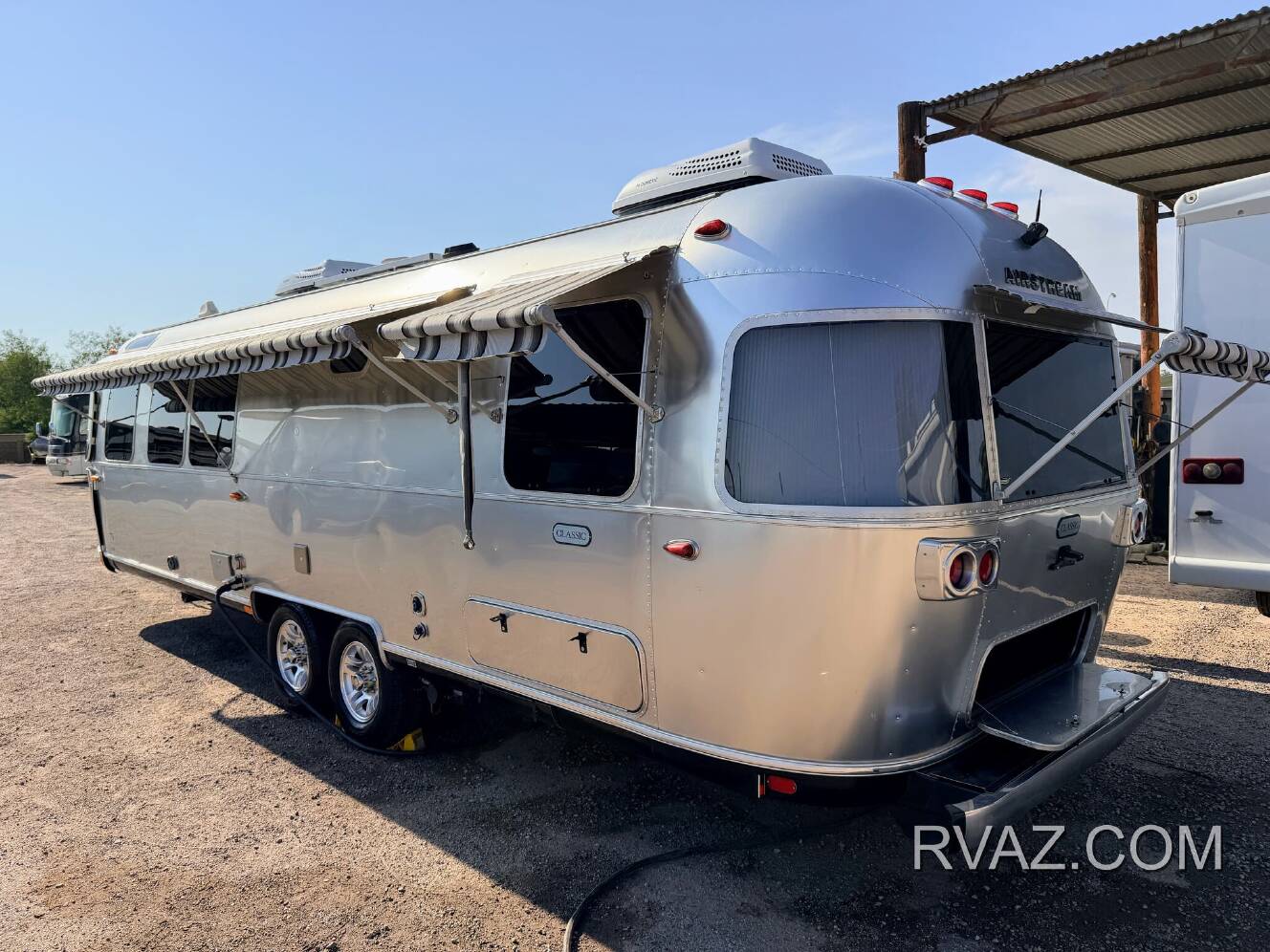 A photo of this 2021 Airstream Classic 30RBT