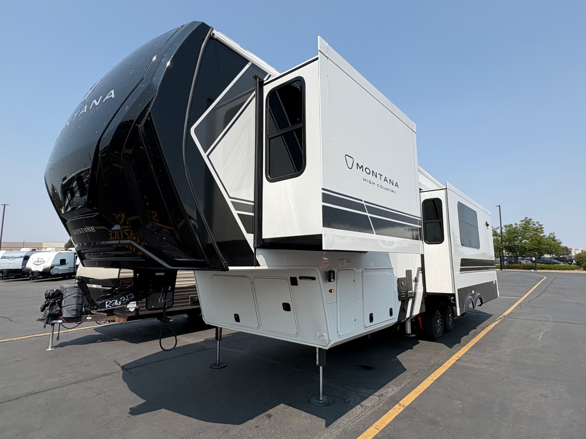 2027 Keystone Montana High Country 300RK in billings MT