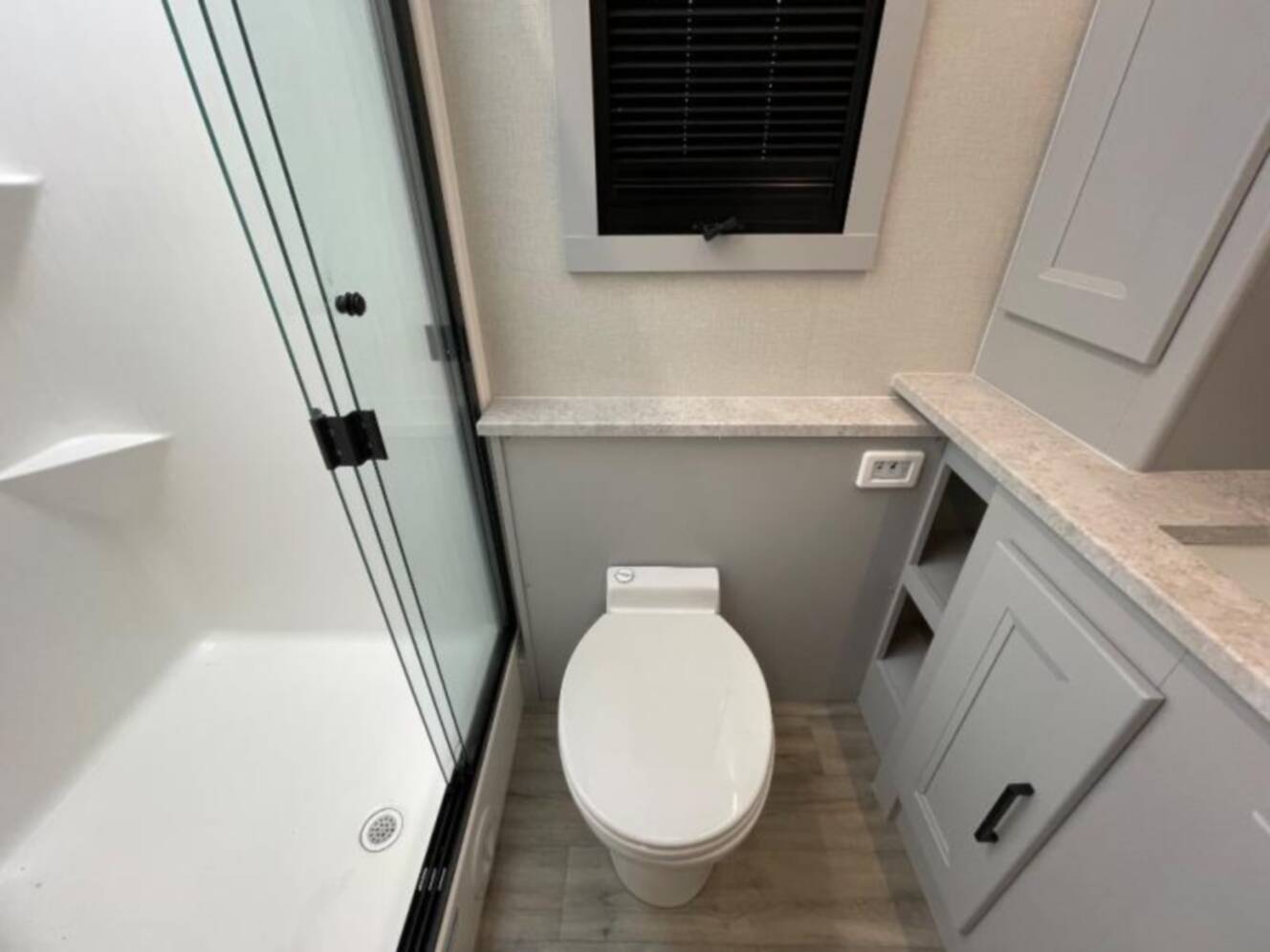 A photo of this 2025 Coachmen Mirada 33SS
