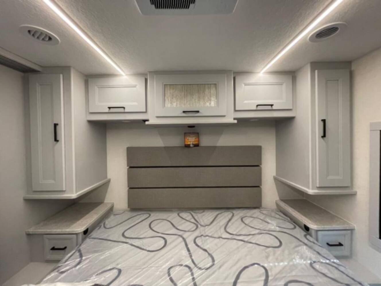 A photo of this 2025 Coachmen Mirada 33SS