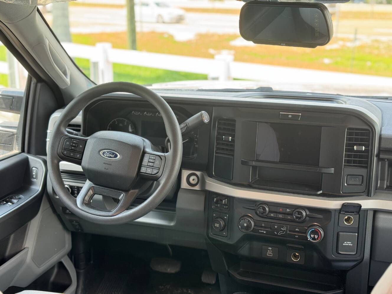 A photo of this 2027 Thor Motor Coach Omni Trail Z30