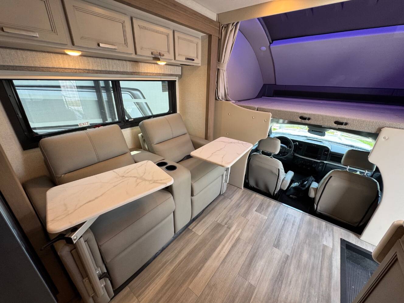 A photo of this 2027 Thor Motor Coach Omni Trail Z30