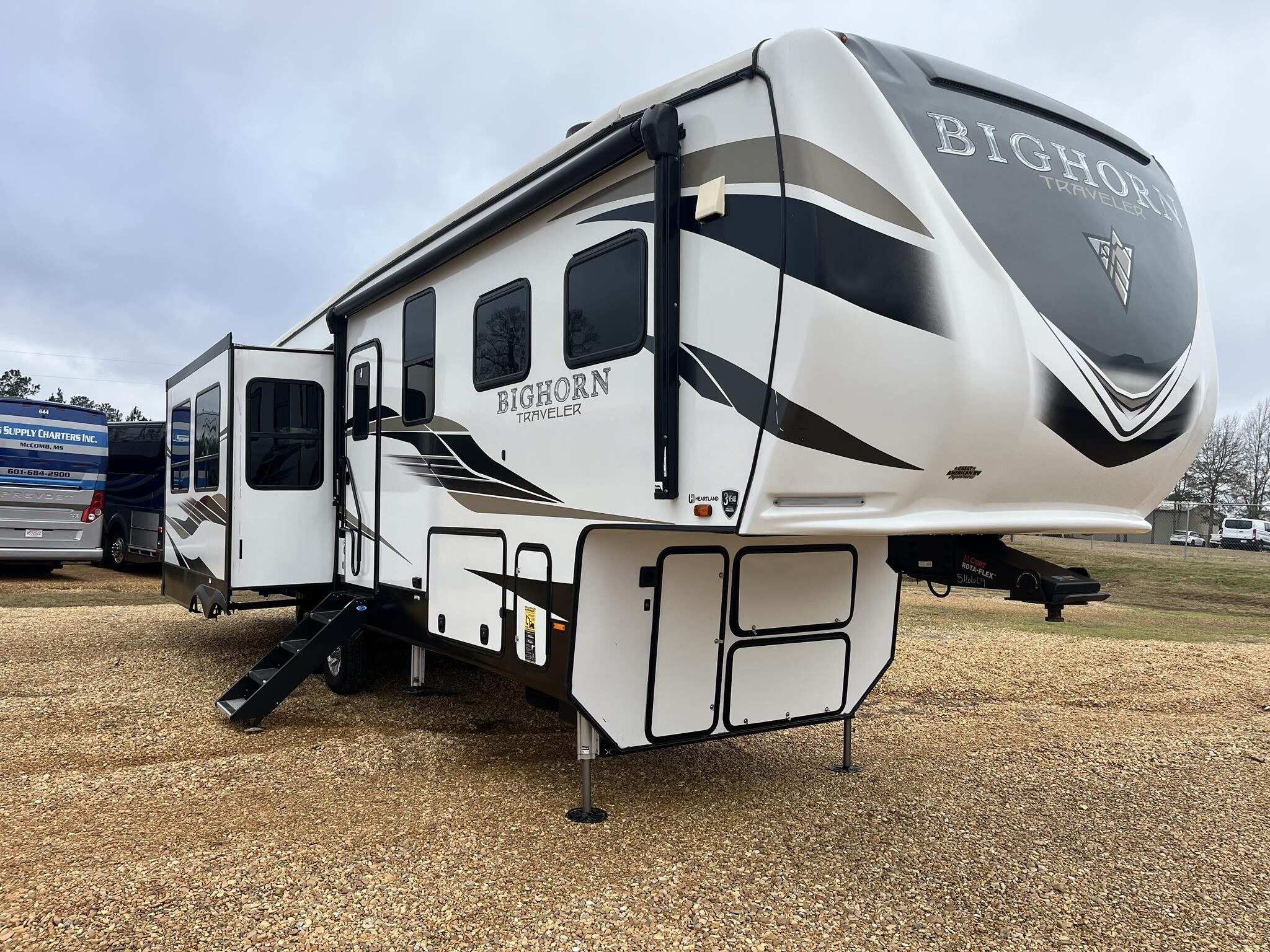 2024 Heartland BIGHORN TRAVELER 32RS RV