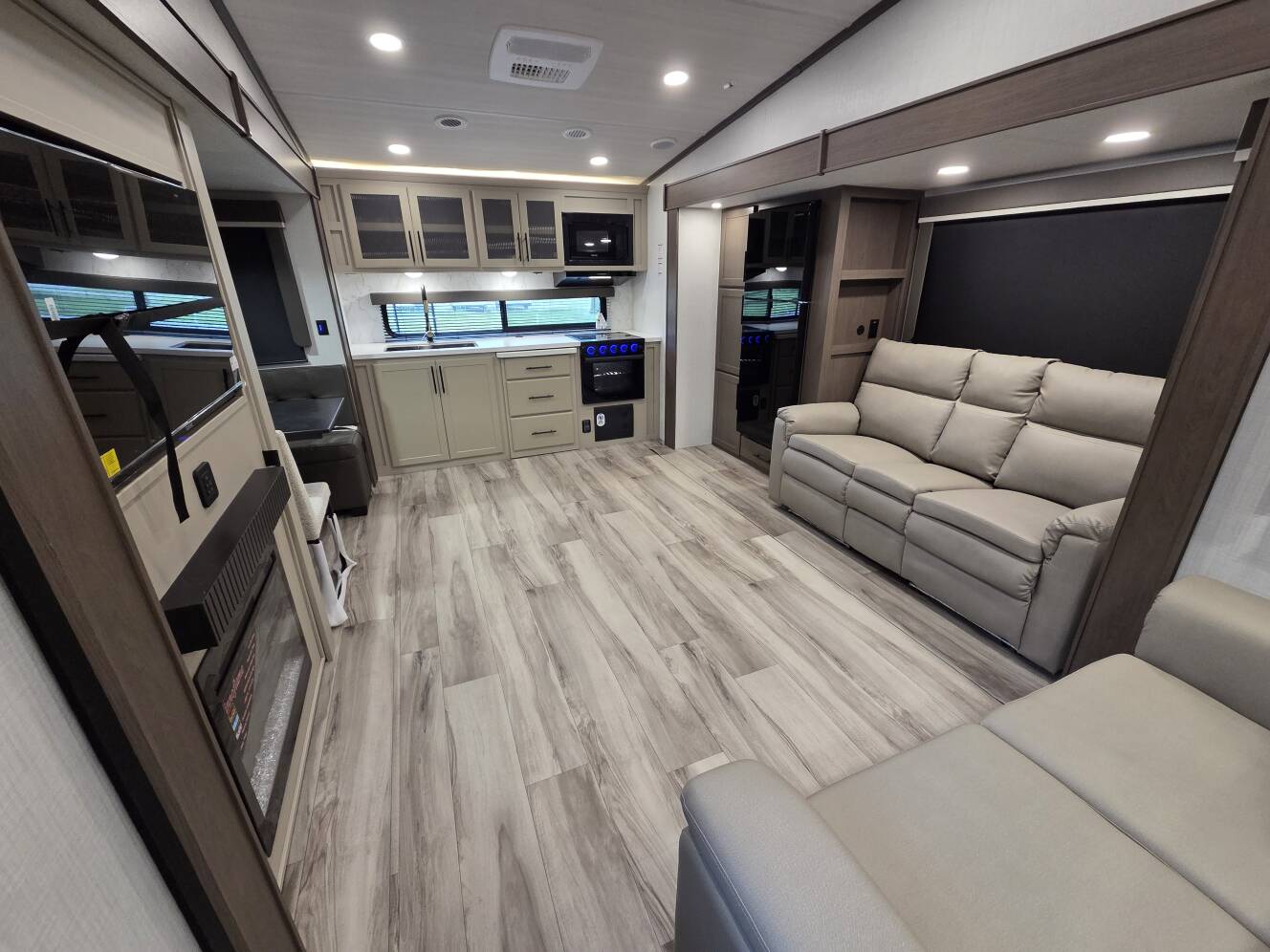 A photo of this 2027 Keystone Cougar Half-Ton 26RES