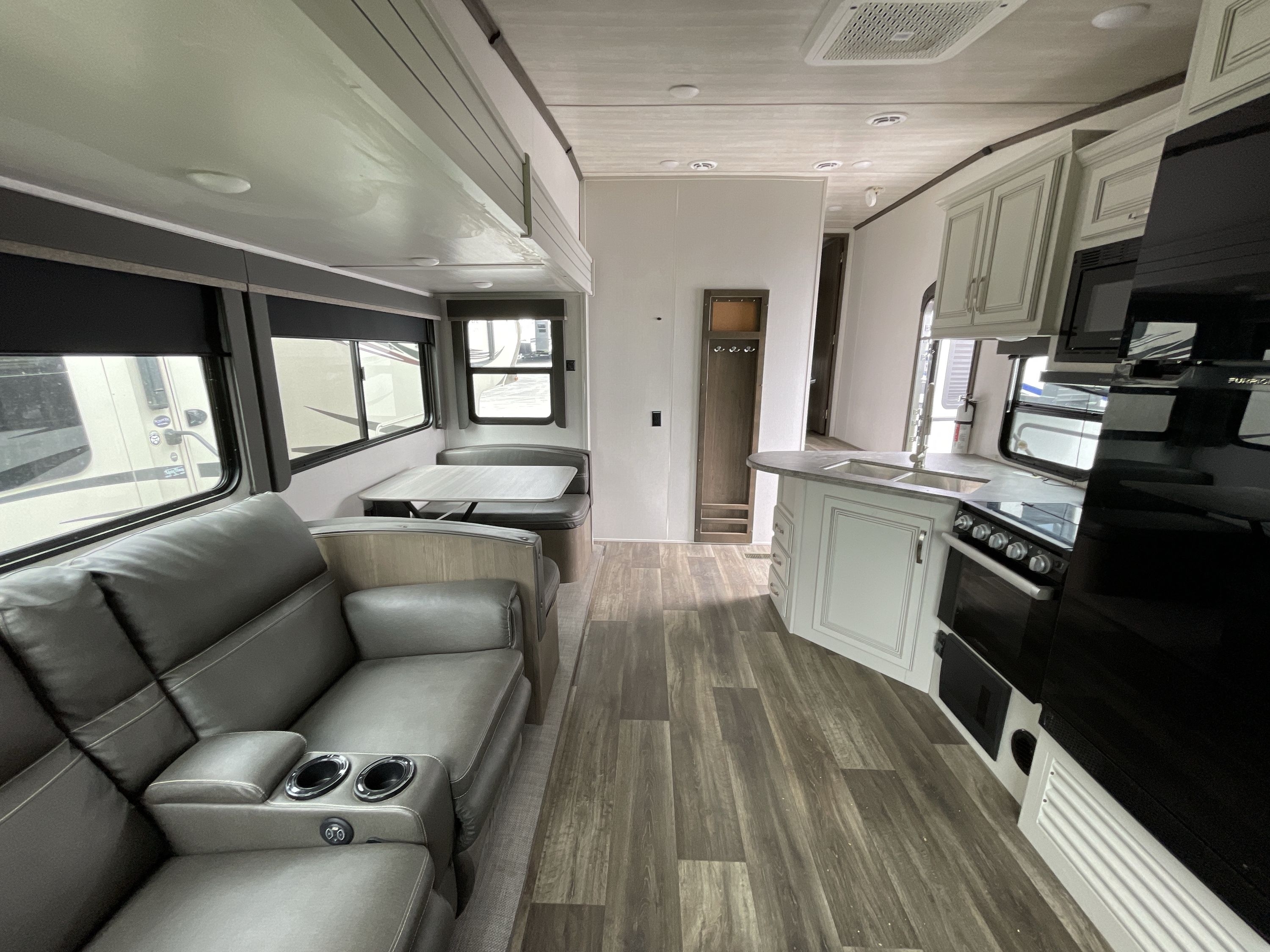 2023 Keystone COUGAR 25RES in west coxsackie NY