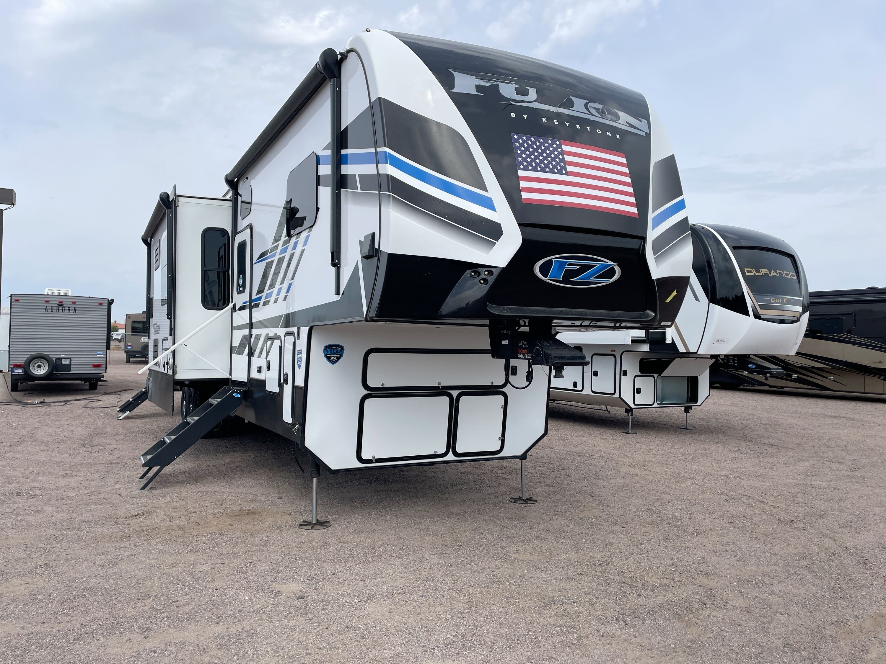 2023 Keystone FUZION 430 Fifth Wheel Toy Hauler RV