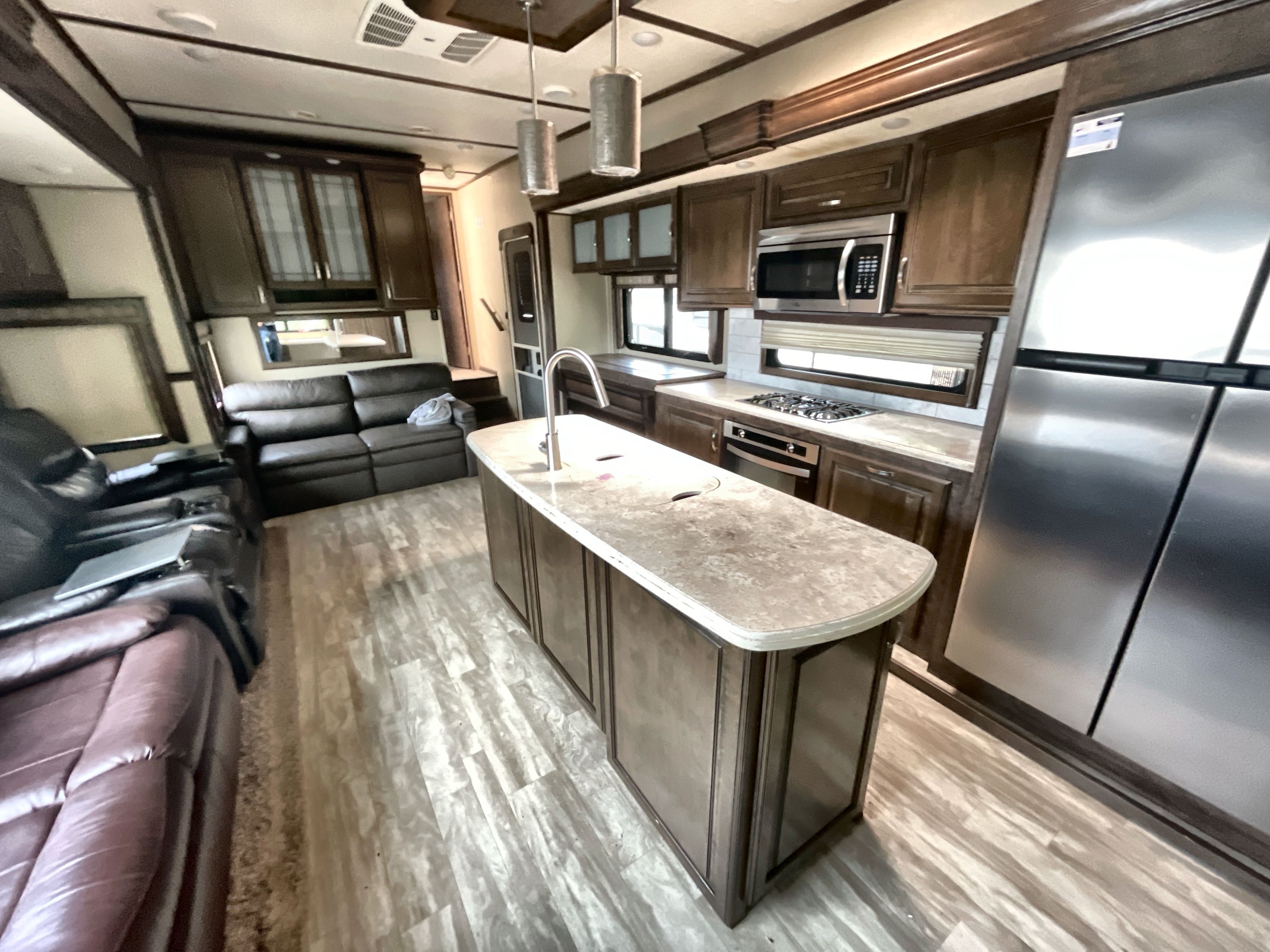 2018 Grand Design SOLITUDE 344GK in berkley MA