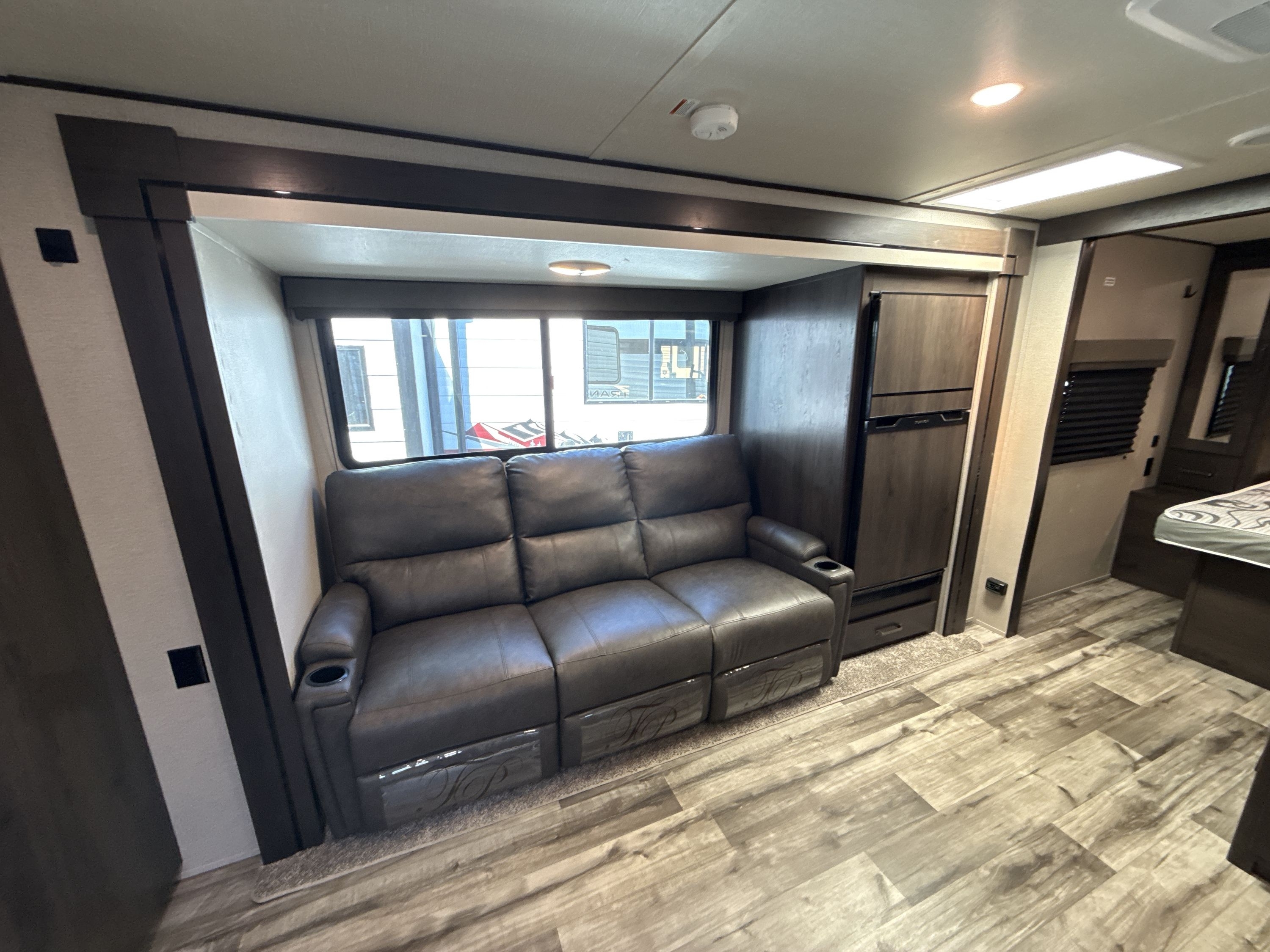 2023 Grand Design TRANSCEND XPLOR 221RB in georgetown KY