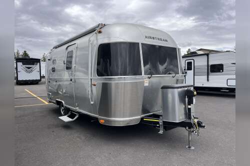 2020 Airstream CARAVEL 20FB in bend OR