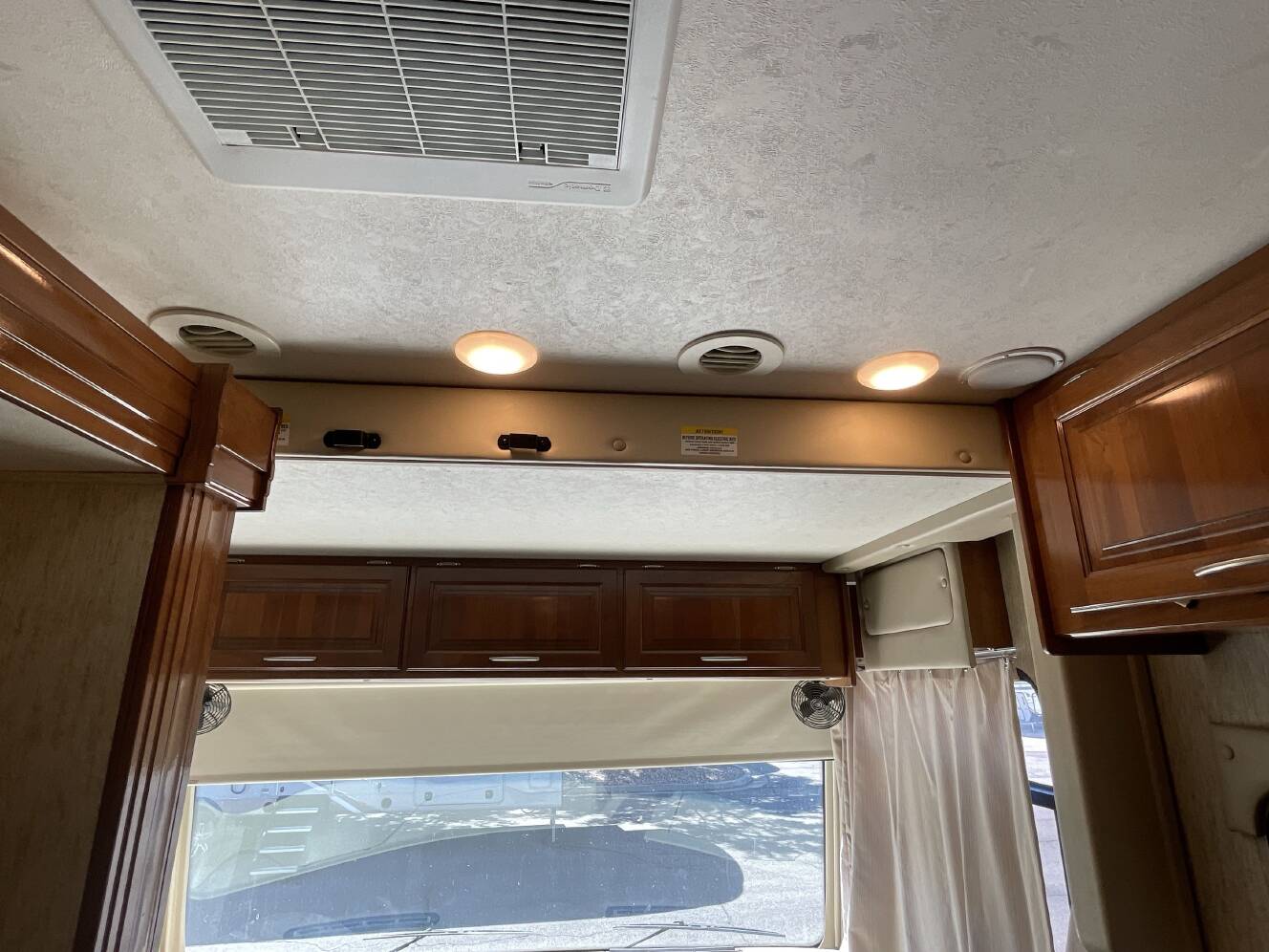 A photo of this 2018 Coachmen MIRADA 32SS