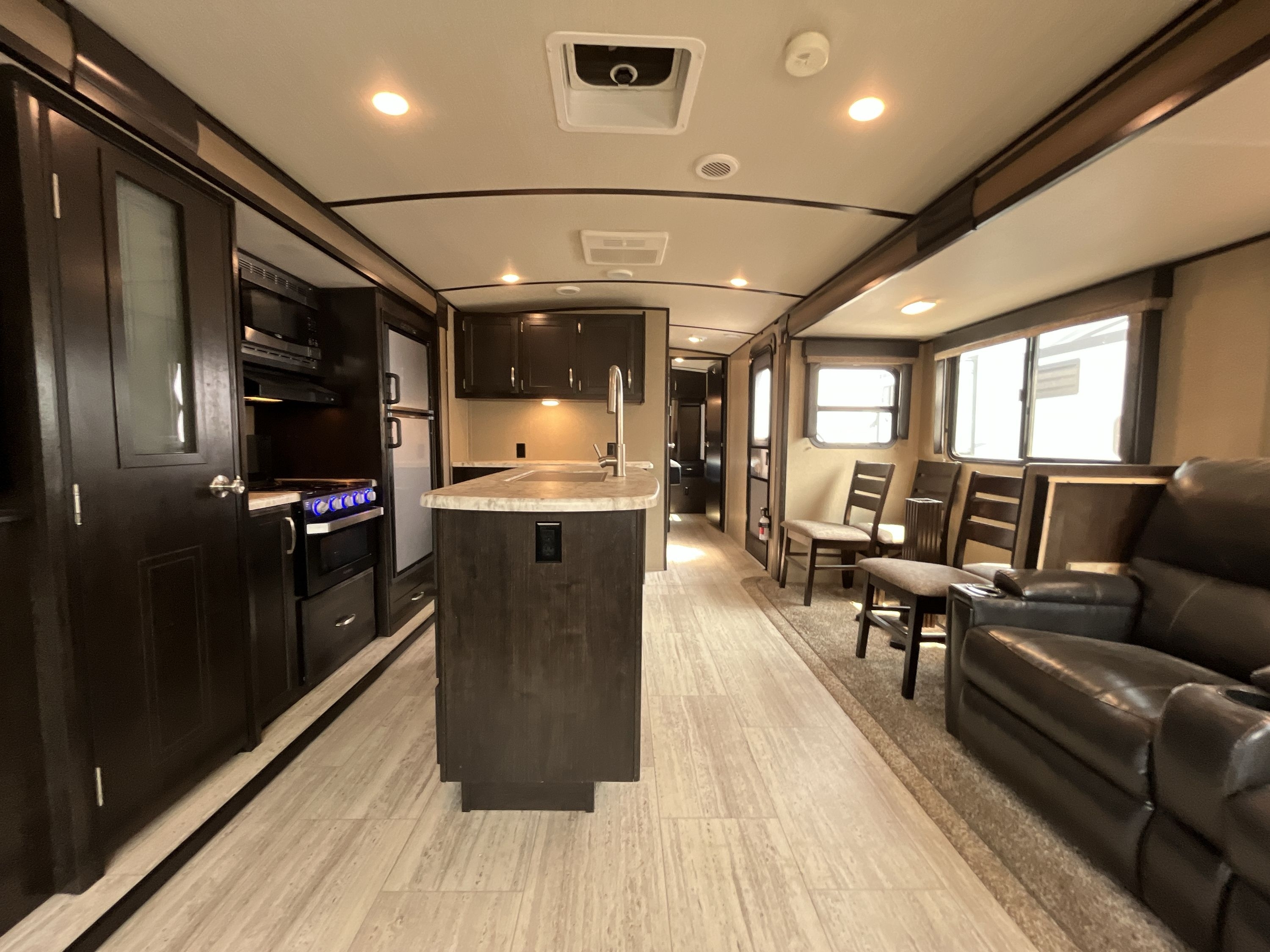 2018 Grand Design IMAGINE 2970RL in bend OR