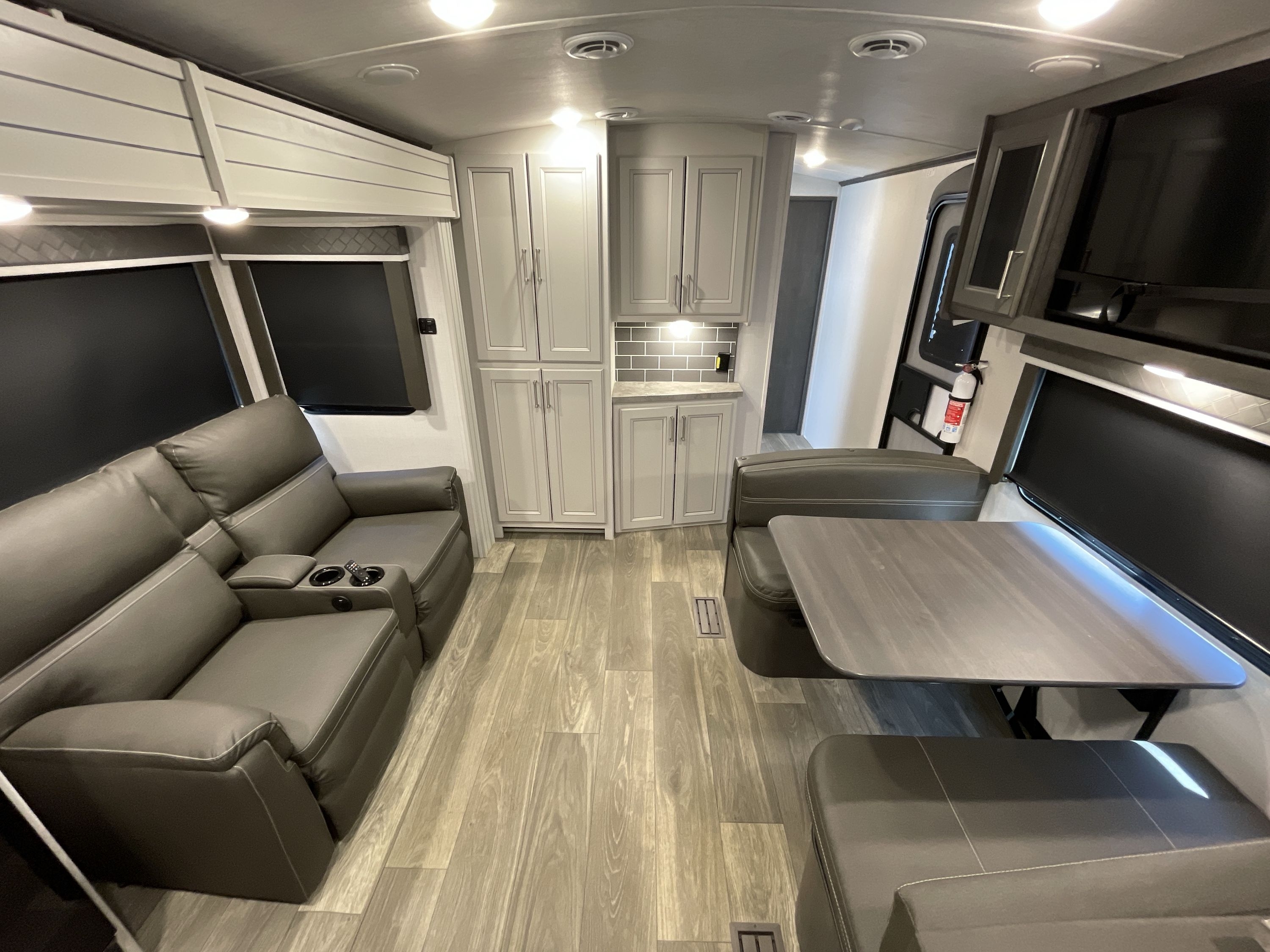 2024 Keystone COUGAR 25MLE in fresno CA