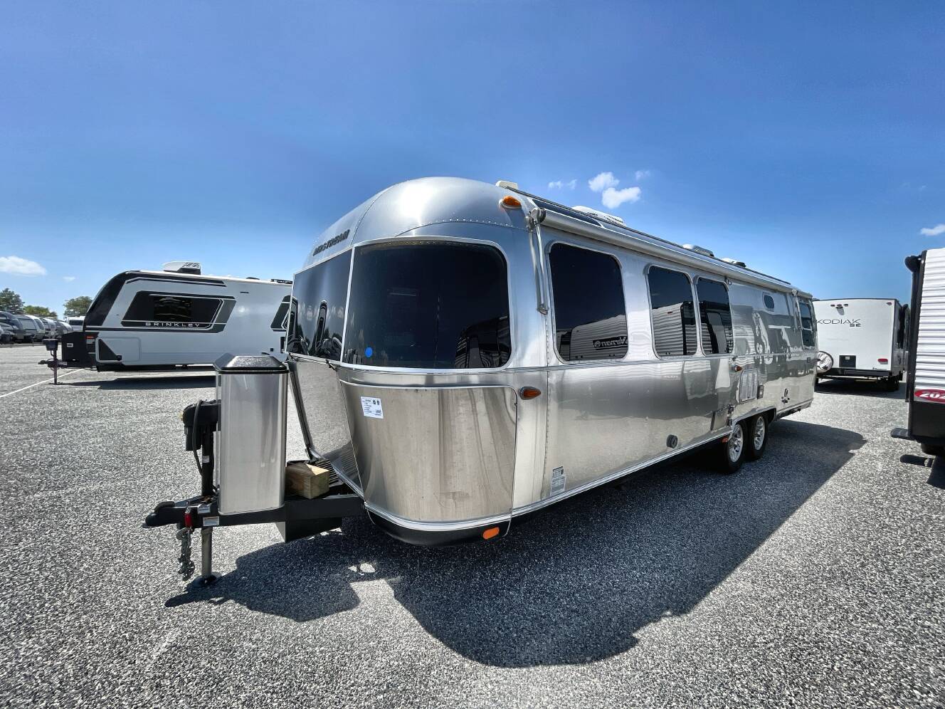 A photo of this 2020 Airstream CLASSIC 30RB QUEEN