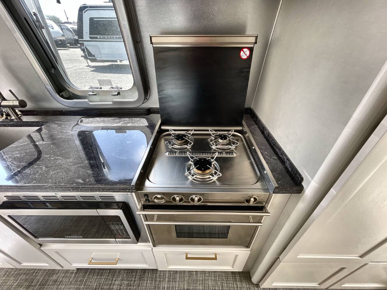 A photo of this 2020 Airstream CLASSIC 30RB QUEEN
