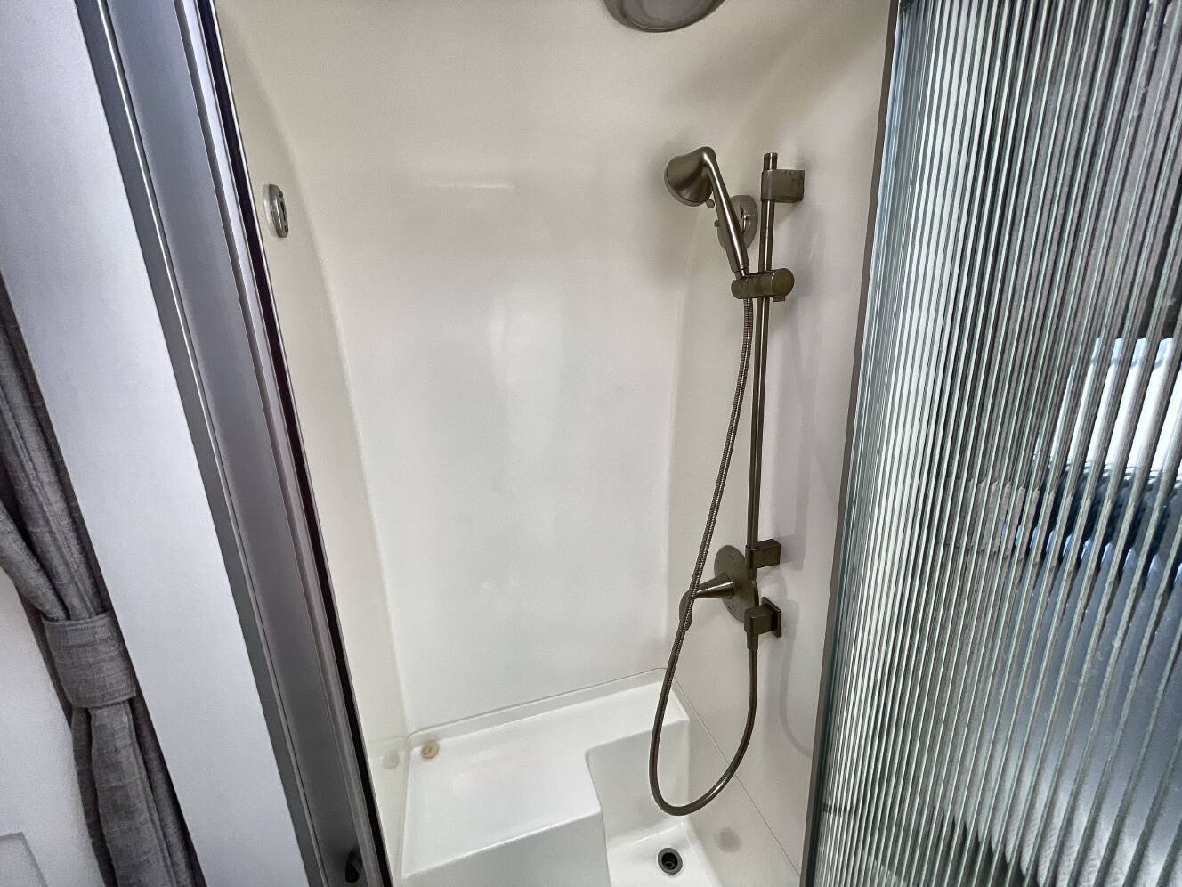A photo of this 2020 Airstream CLASSIC 30RB QUEEN