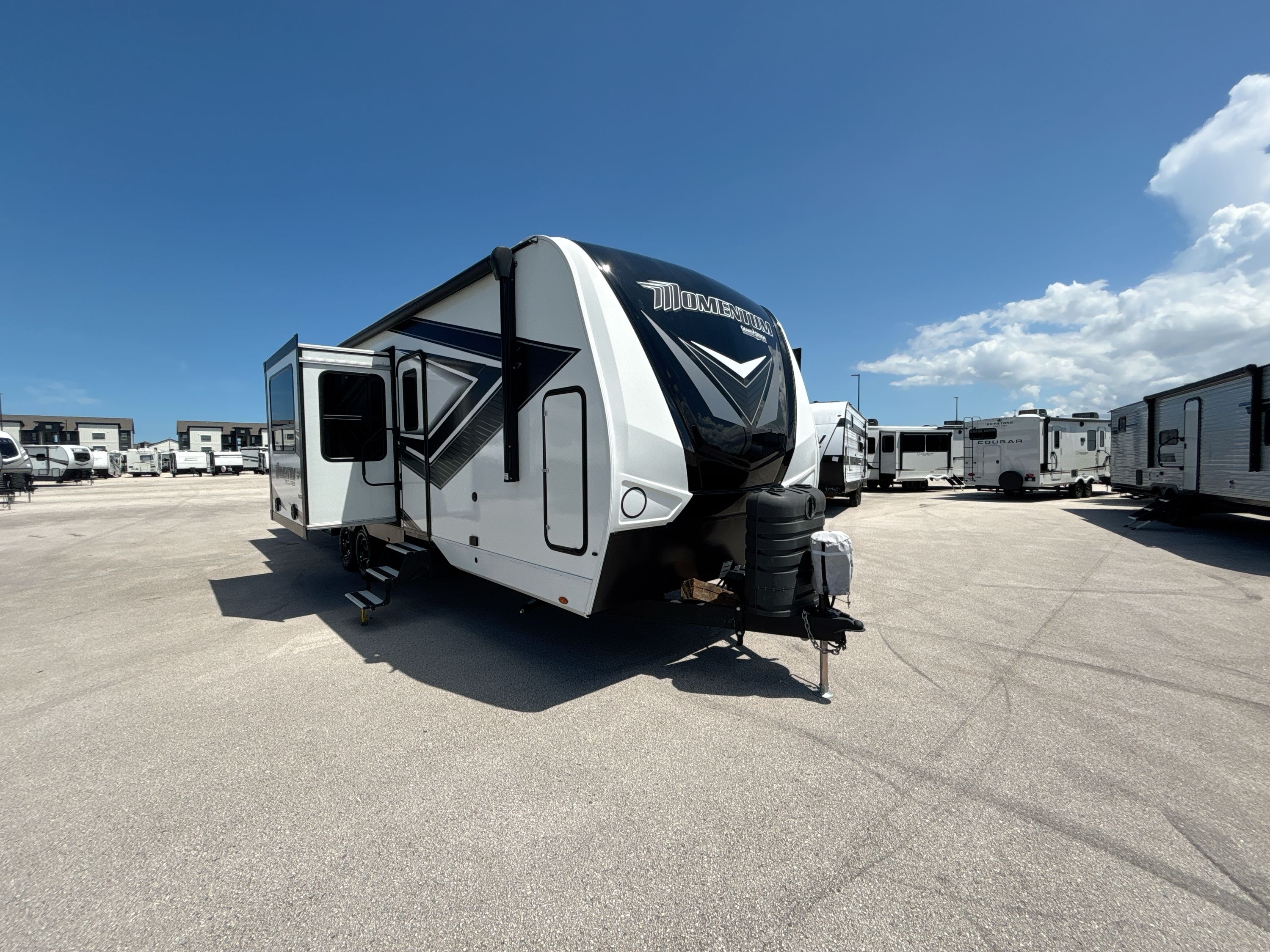 2023 Grand Design MOMENTUM G CLASS 29G Travel Trailer Toy Hauler RV