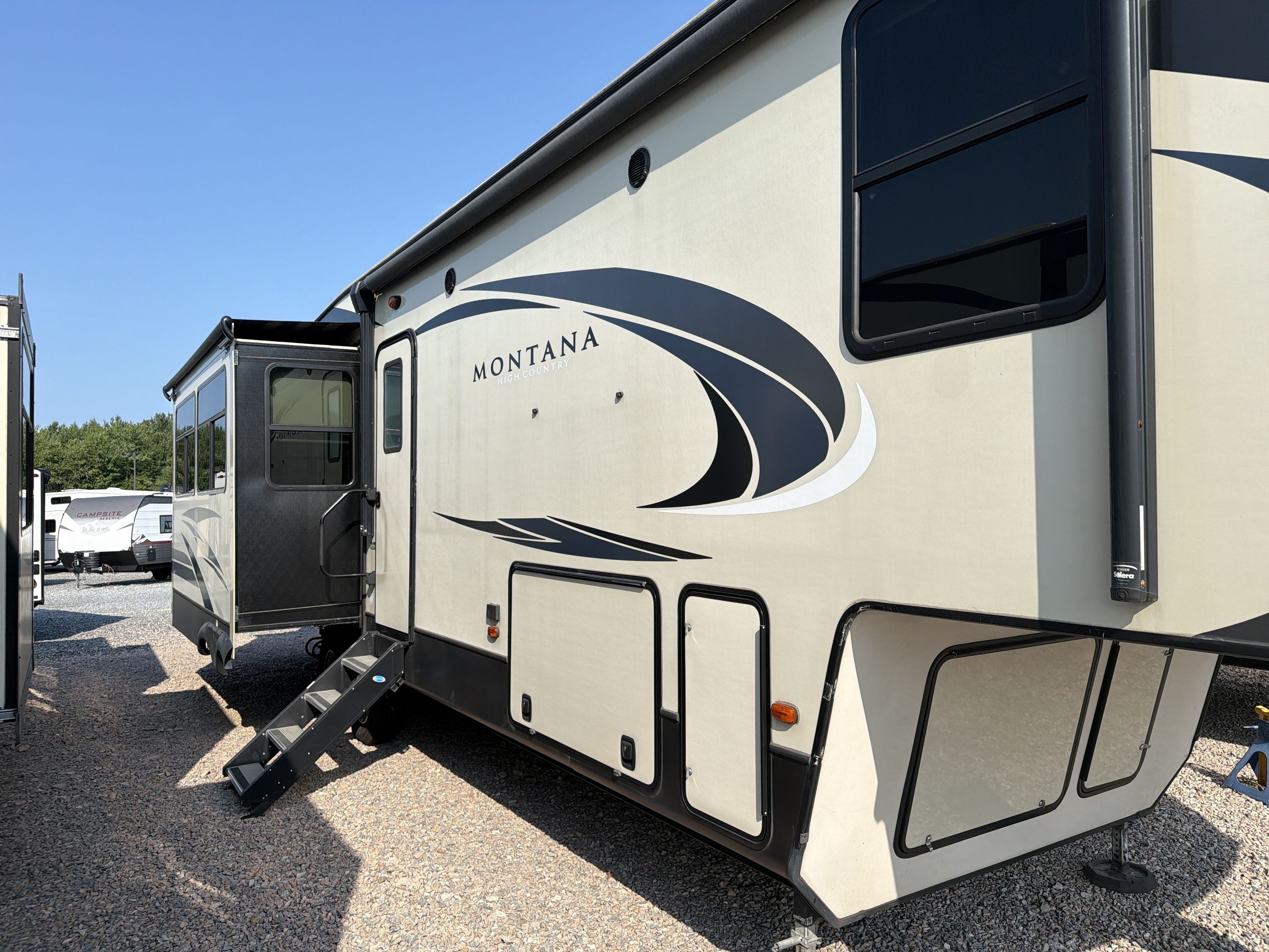 2019 Keystone MONTANA HIGH COUNTRY 331RL in ashland VA