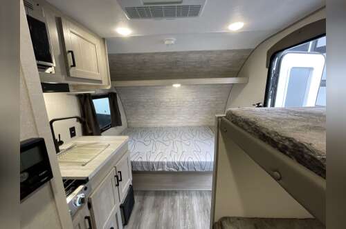 2025 Coachmen CATALINA SUMMIT 134BHX in fairmont WV