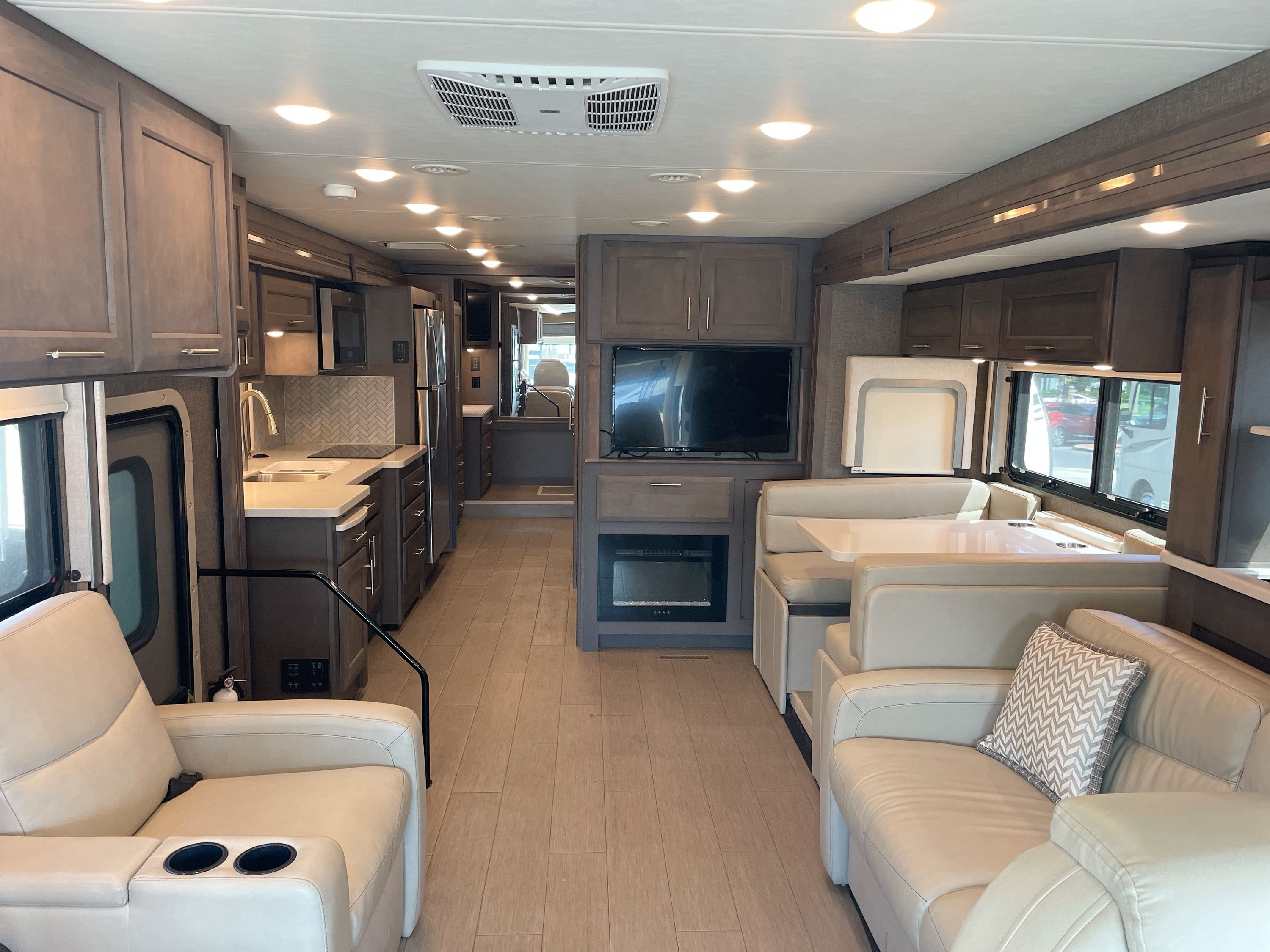 2022 Thor PALAZZO 37.4 in dover FL