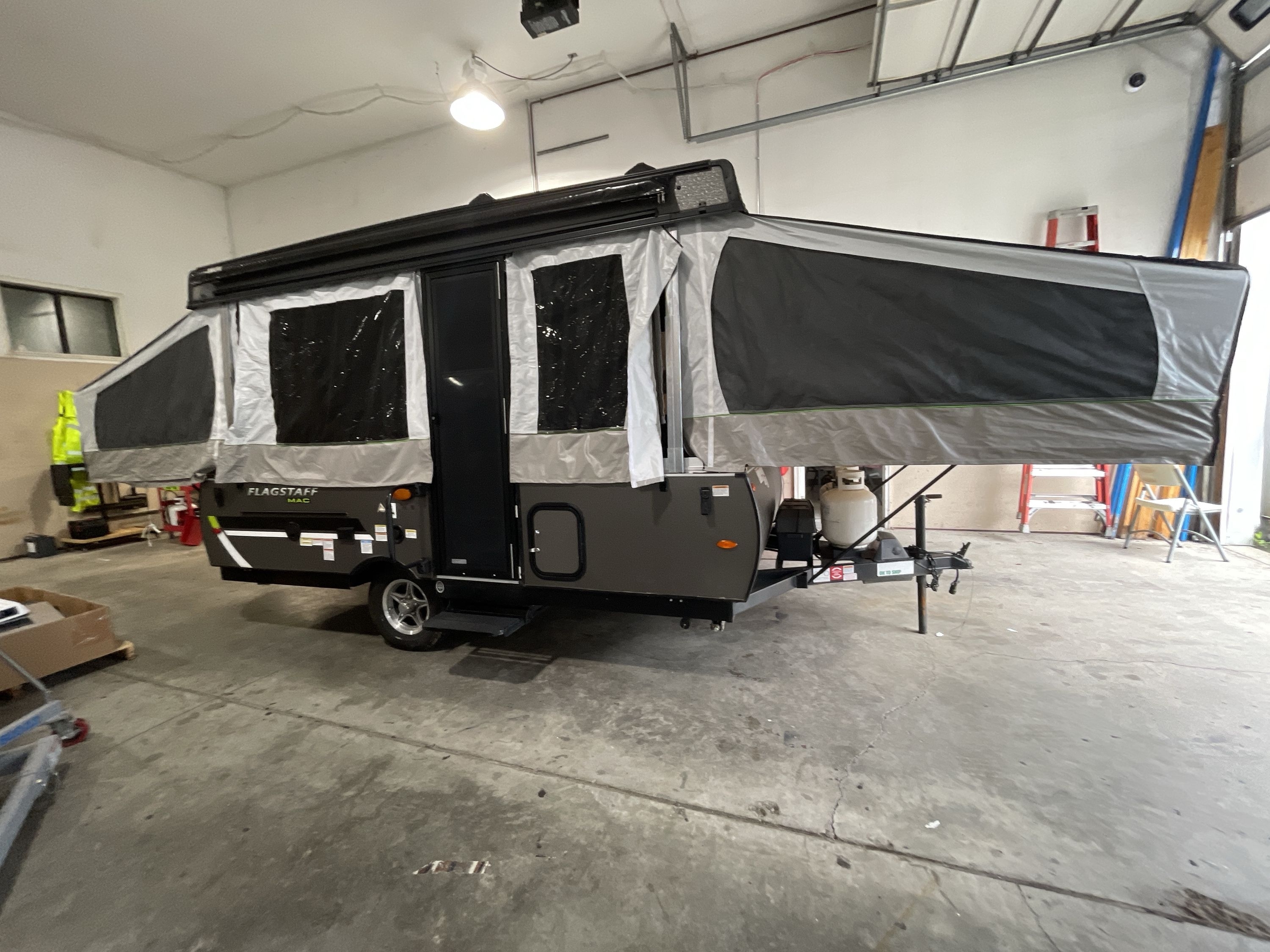 2023 Forest River FLAGSTAFF MAC/LTD 228D RV