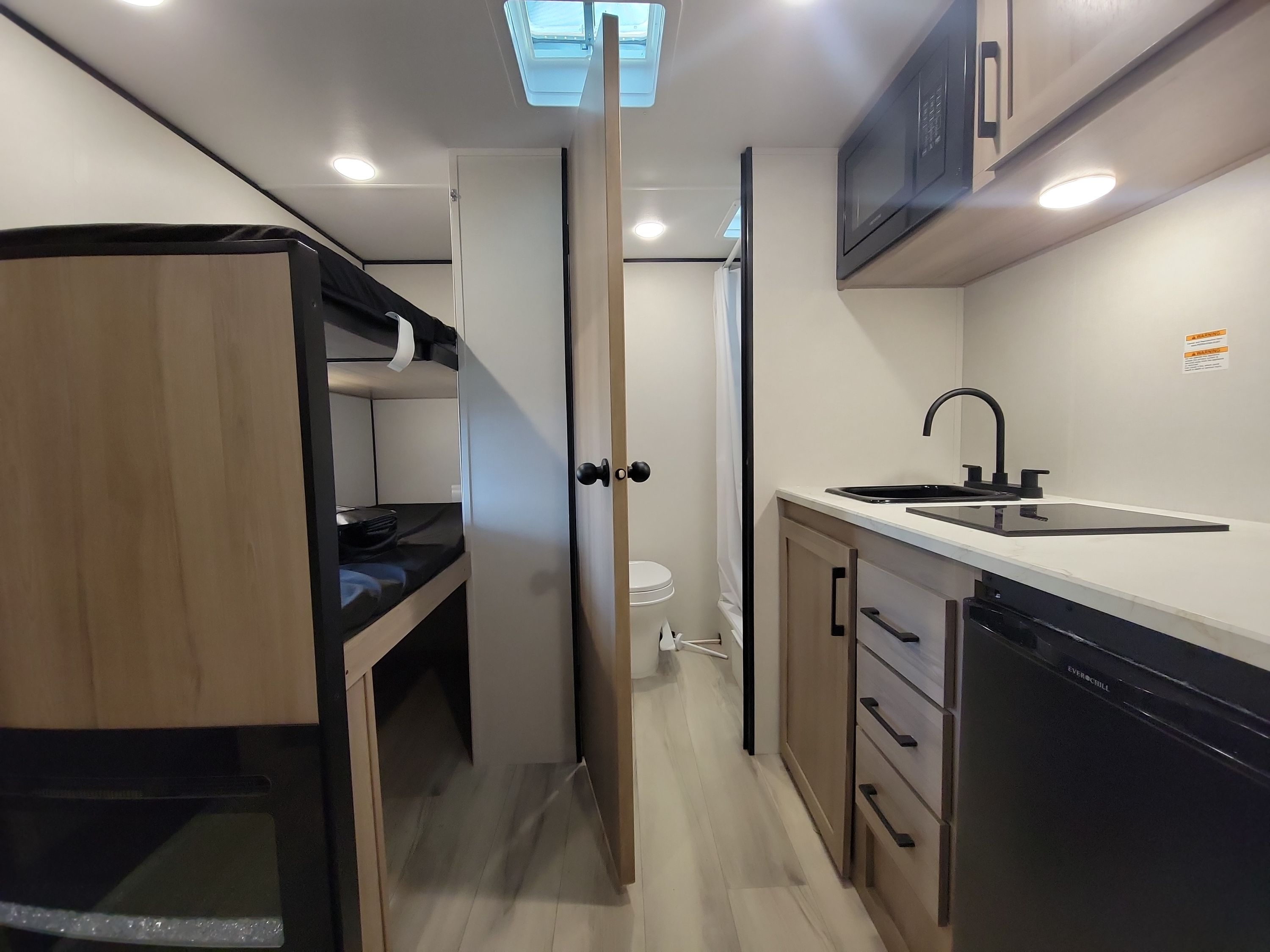2025 Keystone COLEMAN 13B in west hatfield MA