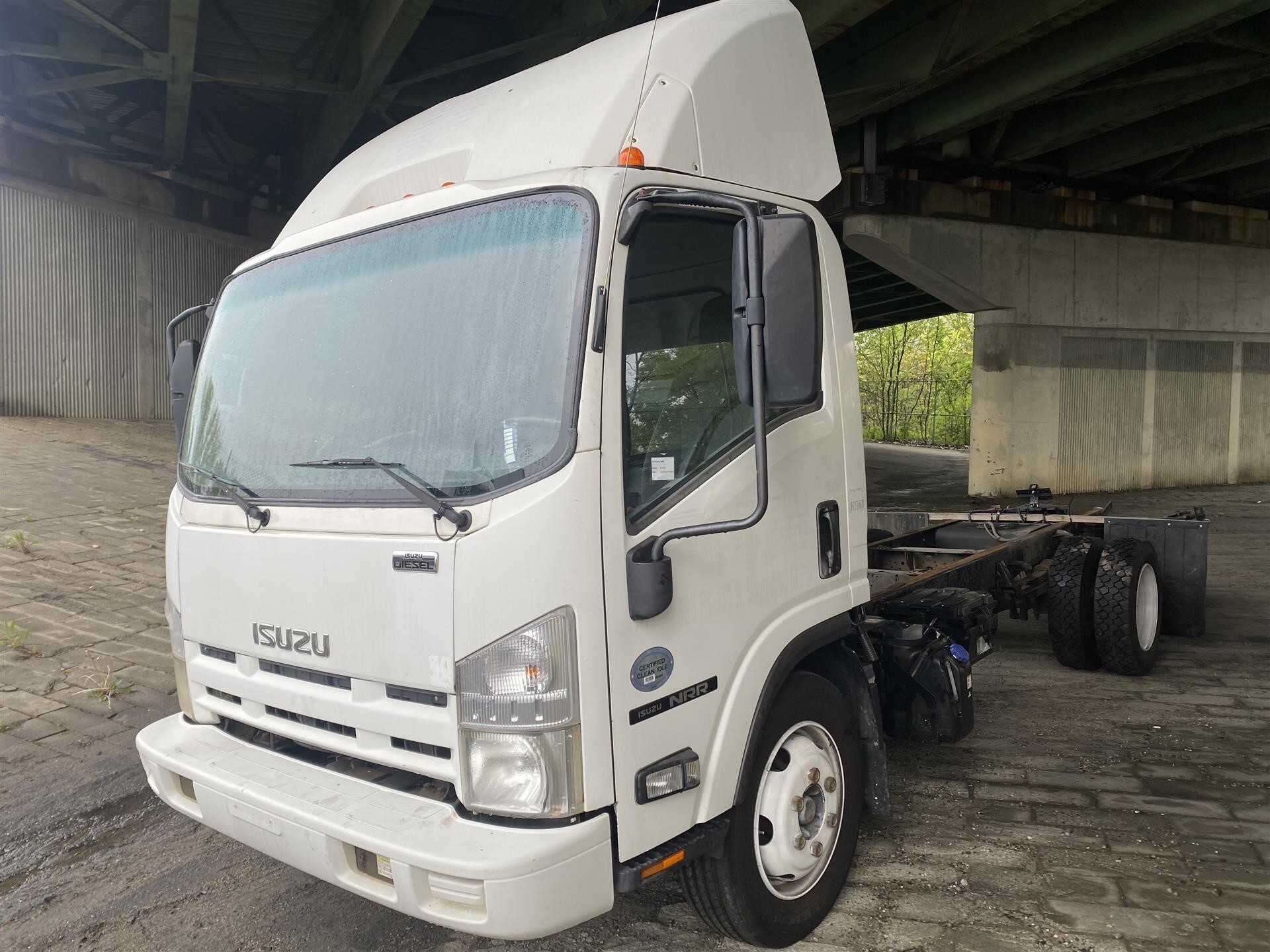 2014 ISUZU NRR in Fairview, NJ