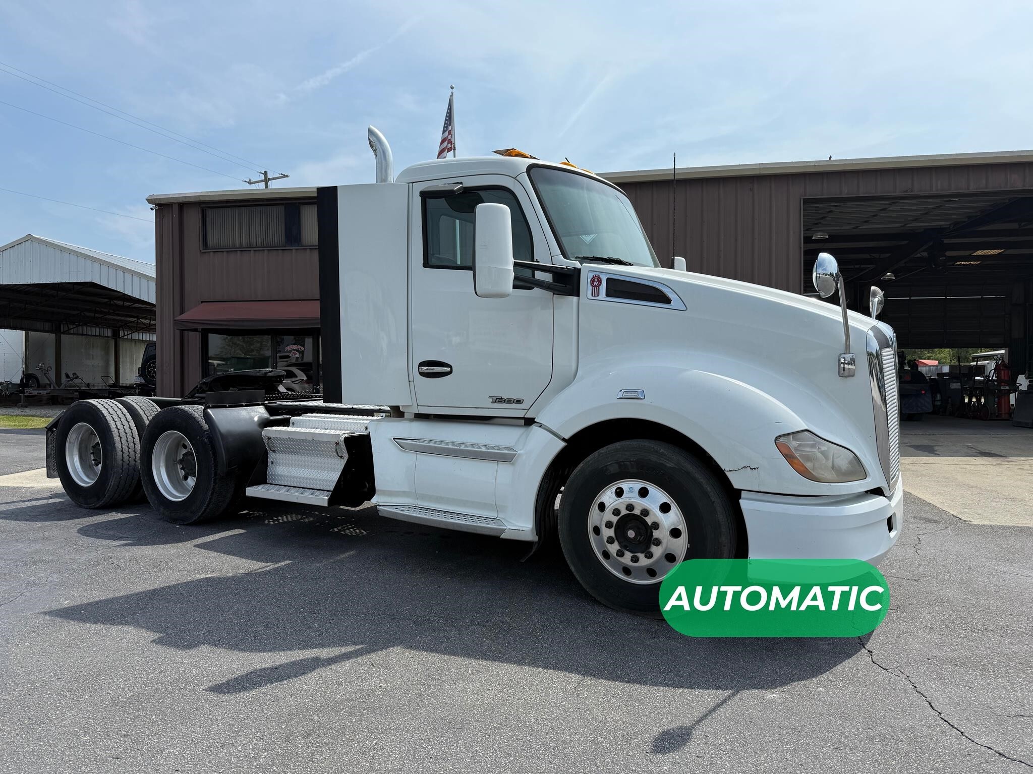 2015 KENWORTH T680 in Wilmington, NC