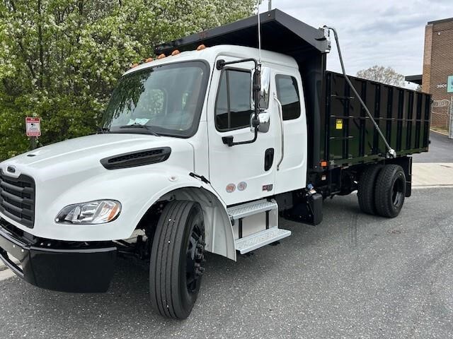 2025 FREIGHTLINER BUSINESS CLASS M2 106 in Landover, MD
