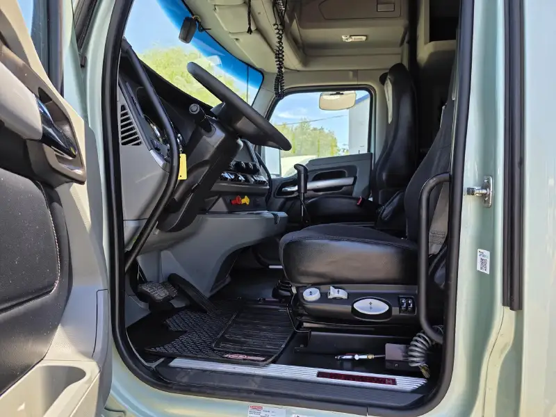 2021 KENWORTH T680
